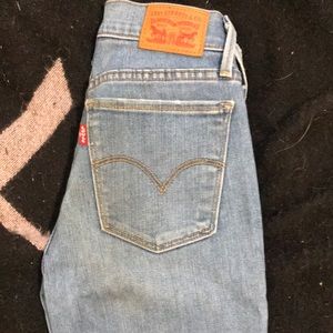 Levi's Jeans - Levi jeans Levi's Jeans - Levi jeans